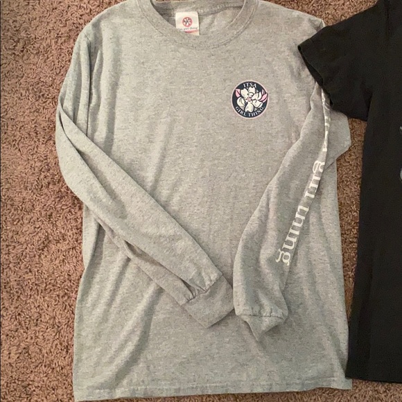 Two shirts - Picture 3 of 6